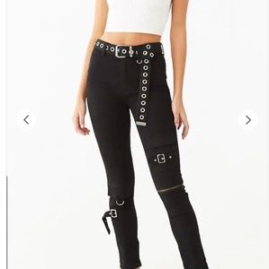 Mid rise utility jeans black